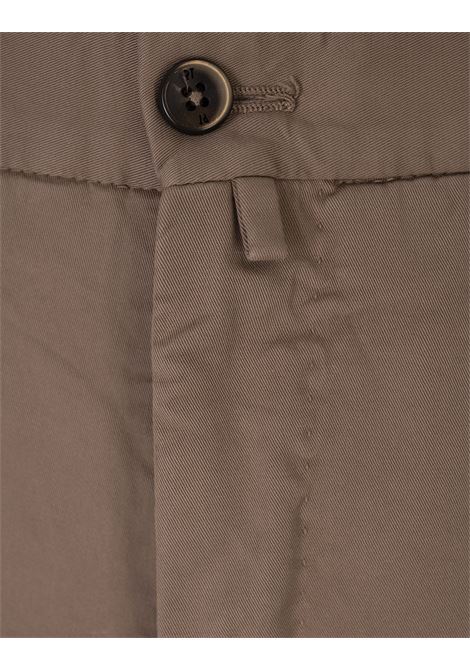 Bermuda Chino Marrone PT BERMUDA | BTKCZ00CL1-GL04Y121